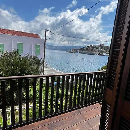 Island House Meters From The Waterfront Holiday home *